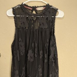 Sleeveless lace top